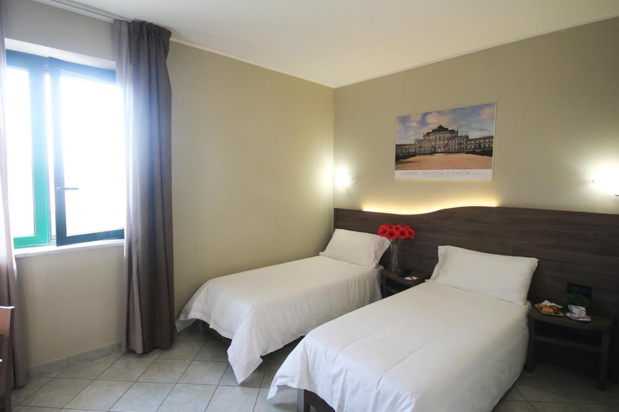Twin Room,1216488784:JPEG